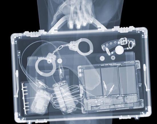別想走私！直擊現(xiàn)在安檢機到底多厲害